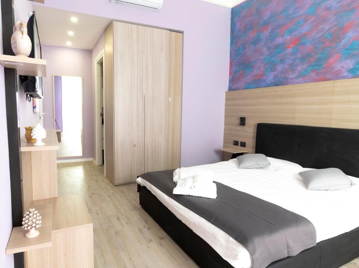 Mini Hotel Wf2 קלטג'ירונה מראה חיצוני תמונה