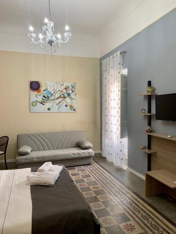 Mini Hotel Wf2 קלטג'ירונה מראה חיצוני תמונה